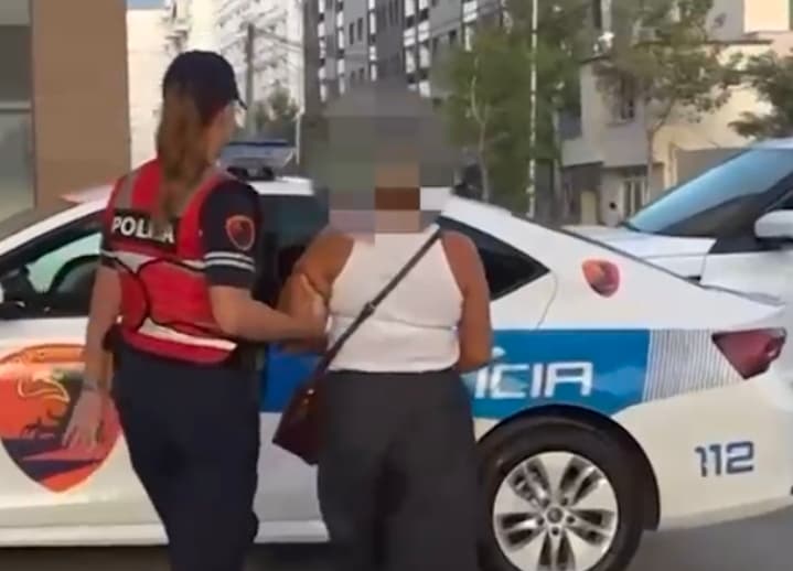 Premtonin zgjidhje me pronat në Kadastër, dy gra përfituan mbi 100 mijë euro nga qytetarët