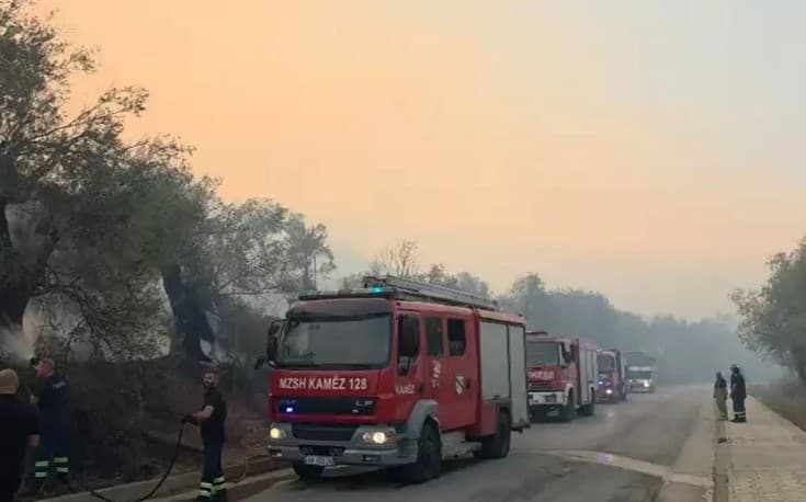 Himara përjeton natë apokaliptike, disa banesa të shkrumbuara dhe pemëtari të kthyera në hi! Shumë banorë u evakuuan, nis ndërhyrja nga ajri