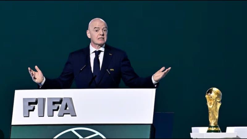 Infantino konfirmon kandidaturën për një tjetër mandat në krye të FIFA-s