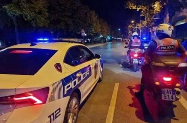 Plagosja e dyfishtë në Laprakë, identifikohet dhe shpallet në kërkim autori! Shënjestrat heshtin para hetuesve, mister motivi i sulmit