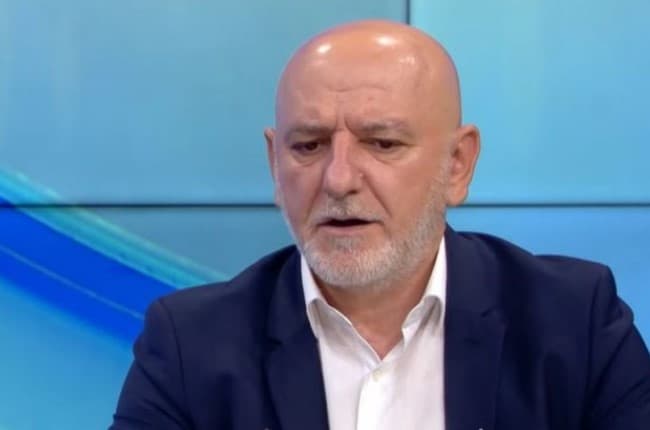 “Berisha gënjeu demokratët”- Bejko: Hyri në lojë paraja në formë dollari! Rrëmbeu PD, s’ka më të drejtën morale të fitojë zgjedhjet, është ende non grata