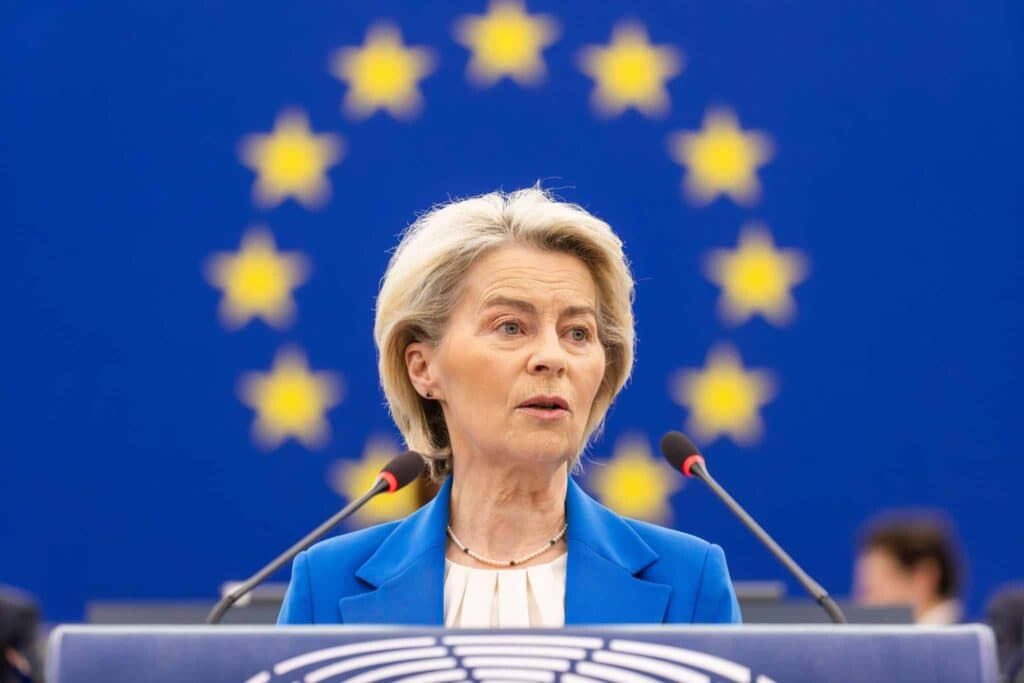 Zbardhet raporti i Von der Leyen, vlerëson Shqipërinë për mbylljen e tre kapitujve të parë negociues