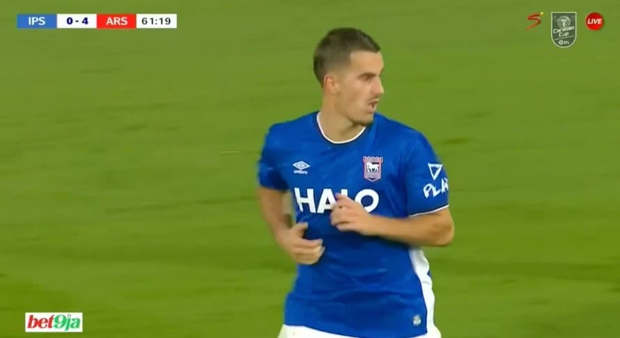 VIDEO/ Çfarë mbrëmje për Anis Mehmetin, i shënon Arsenalit në ndeshjen e parë si titullar këtë sezon dhe i jep ‘mesazh’ trajnerit!