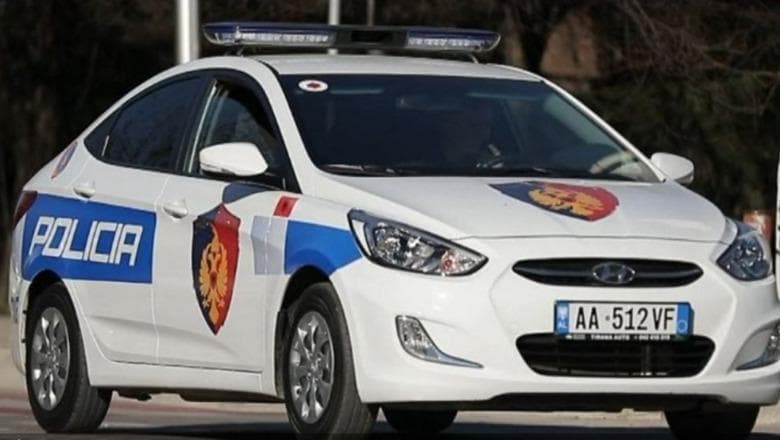 Vodhën me dhunë xhiron ditore në dy pika karburanti, shpallet në kërkim një nga dy autorët