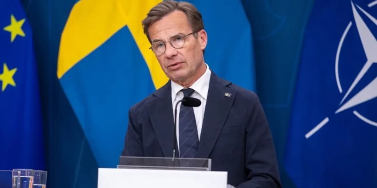 Kryeministri suedez jep dorëheqje