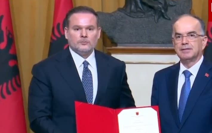 Ceremonia në Presidencë, Ervin Demo betohet para Begajt si ministër i Punëve të Brendshme!