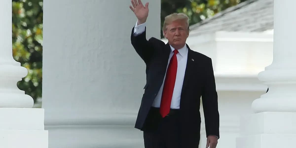 Trump ndalon CNN, MS NOW dhe Politicon në Shtëpinë e Bardhë