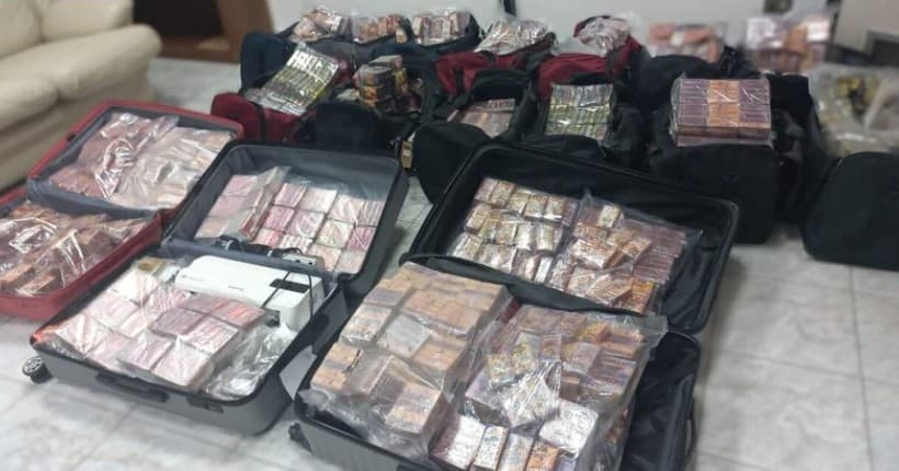 Shqiptari kapet me mbi 400 kg drogë në mes të Romës! E kishte fshehur nëpër valixhe e në frigorifer, zbulohet dhe depo magazinimi