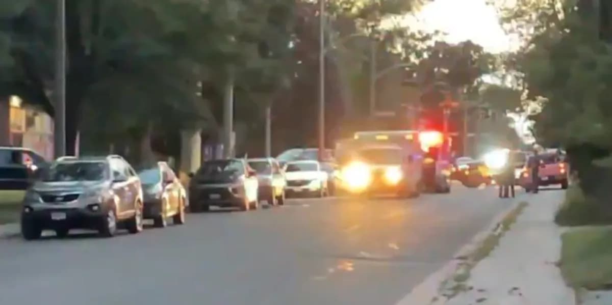 Të shtëna me armë jashtë një sinagoge në Kanada, dy të plagosur