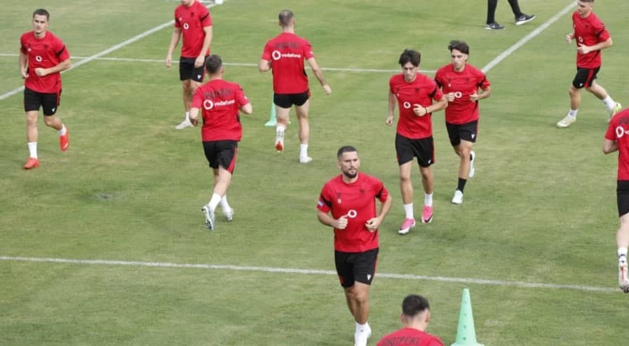 UEFA Nation League/ Kuqezinjtë nisin përgatitjet, Kombëtarja zhvillon seancën e parë stërvitore përpara ndeshjes me Bjellorusinë