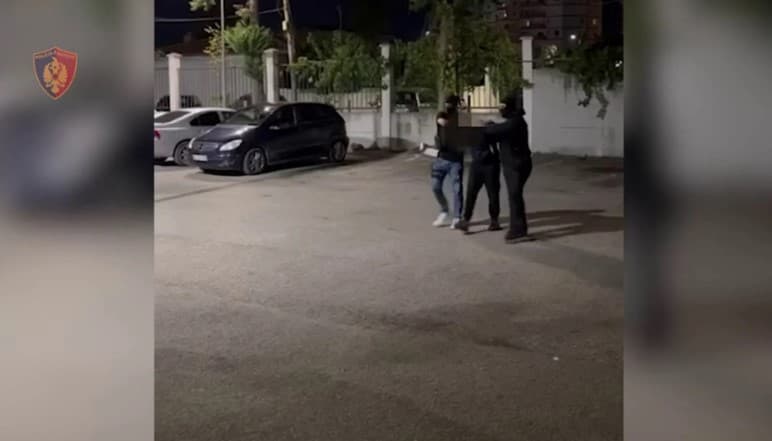 EMRI/ Organizatë kriminale dhe trafik droge, arrestohet në Kavajë i kërkuari nga Italia, do ekstradohet!