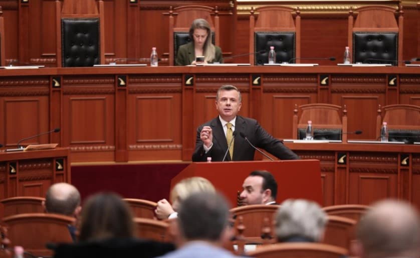 Kuvendi/ Balla i përgjigjet Berishës dhe Opozitës: Sa herë që Kosova ka nevojë për Shqipërinë, Saliu thërret sulm ndaj institucioneve demokratike!