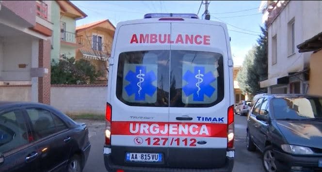 Tragjike në Tiranë, humb jetën në spital një 12-vjeçar, dyshohet për…