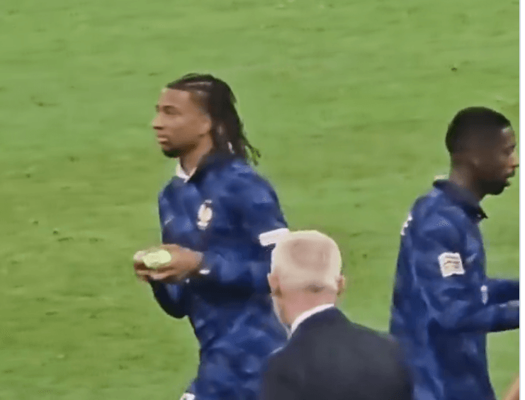 VIDEO/ Zidan e ka shndërruar! Momenti epik, Olise nuk e priste që të ishte kapiteni i Francës