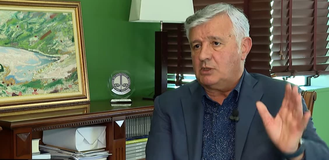 Bojkoti bllokon gjyqin e Veliajt, GJKKO gjobit avokatët me nga 50 mijë lekë! Haxhia: Ne nuk tërhiqemi! Po u shkel kjo e drejtë…