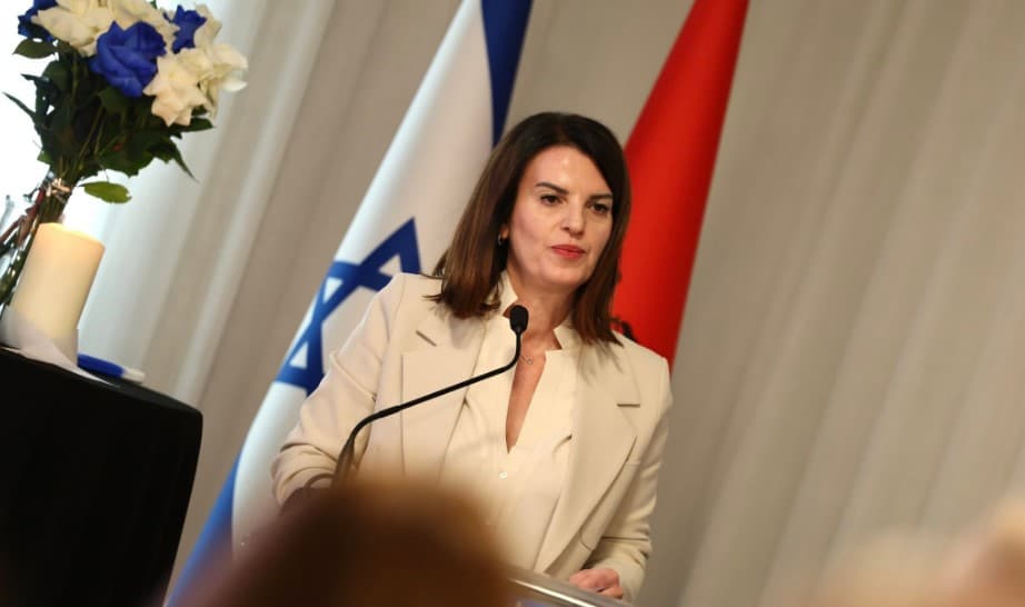 Sulmi i 7 tetorit/ Zv/kryeministrja Koçiu në ceremoninë përkujtimore: Shqipëria qëndron në krah të Izraelit! Ndaj terrorizmit s’mund të ketë heshtje
