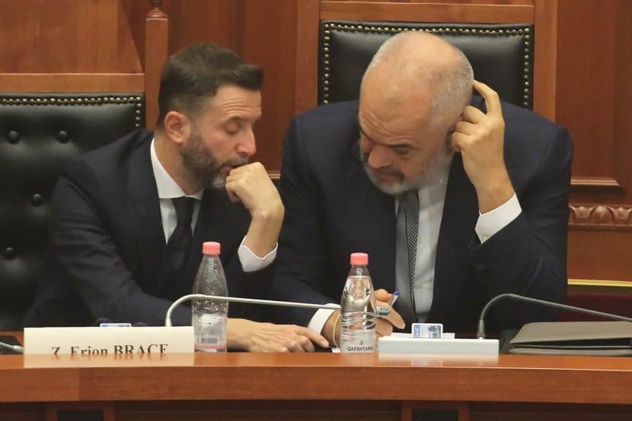 “Jo ‘kush’, por ‘ti’”, Erion Braçe: Rama më tha nëse votoj kundër, jam jashtë Grupit Parlamentar