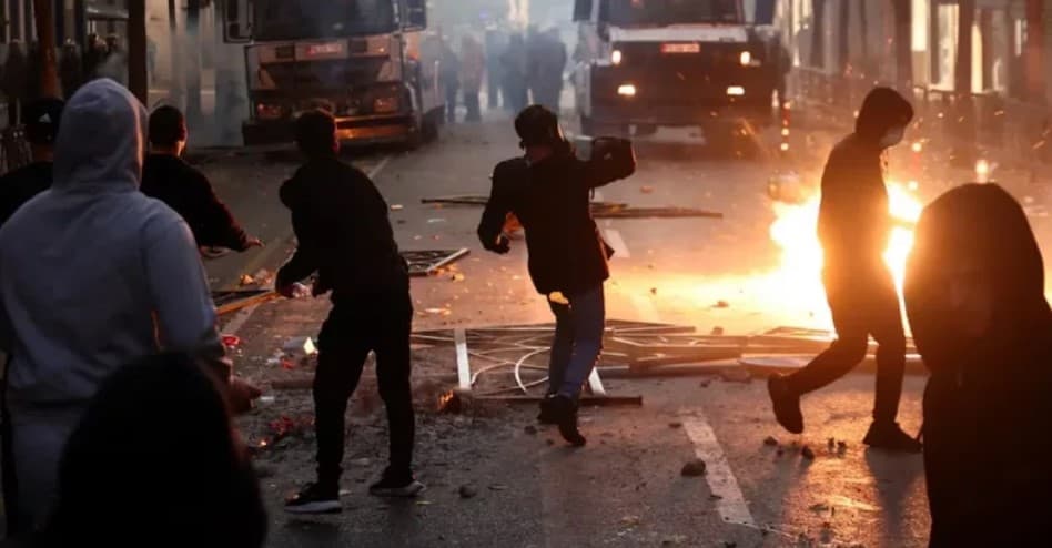 U arrestuan nga Policia gjatë ditës së dytë të protestës së dhunshme, nis në Gjykatë seanca për masat ndaj 55 të dyshuarve!