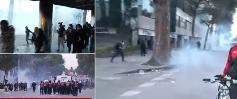 Studentët me “dy fytyra”, pas valles sulmojnë me molotovë dhe gurë Policinë, shpërndahen me gaz e ujë, efektivët i ndjekin këmba-këmbës (FOTO)