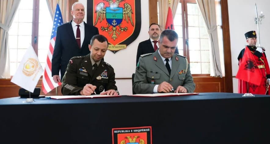 Firmoset marrëveshja për Gazën nga ministri Nufi, i pranishëm edhe ambasadori amerikan Eric Wendt: Konfirmojmë angazhimin për paqen