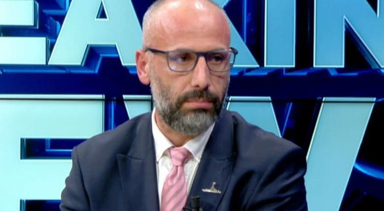 Pamjet e protestuesve të maskuar në selinë blu, Basha: PD rrezikon pasoja të rënda me ndërkombëtarët