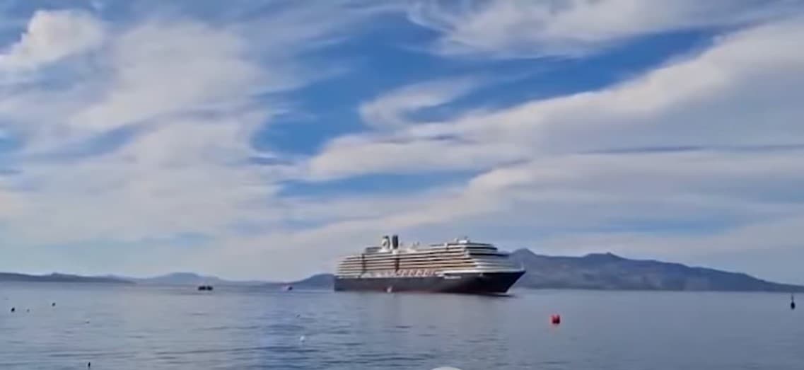 Dimri po vjen, por në Sarandë vijon sezoni, 1900 turistë zbresin nga kroçera “Oosterdam”! Ja 6 destinacionet shqiptare që do vizitojnë (VIDEO)