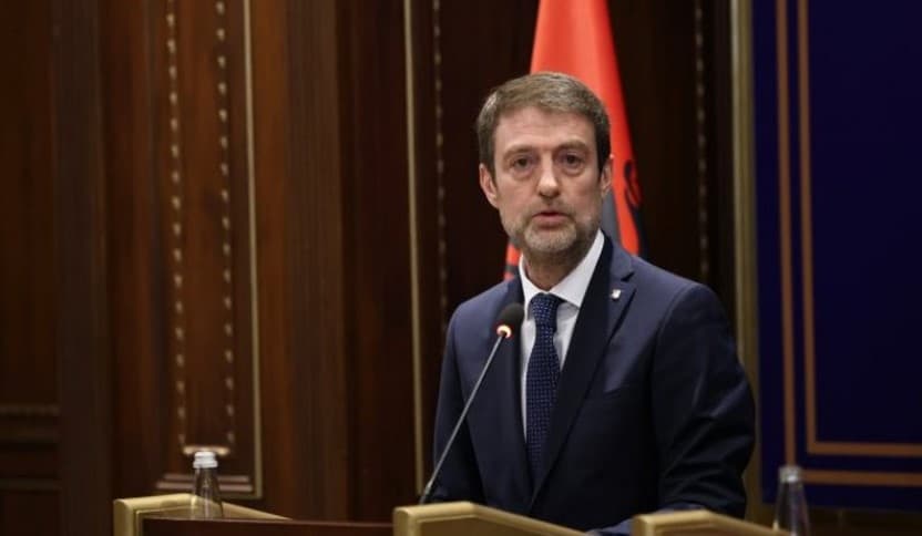 Rrëzimi i helikopterit ushtarak në Bosnje-Hercegovinë, ministri Hoxha: Shqipëria qëndron krah të Italisë dhe gjithë komunitetit të EUFOR-it!