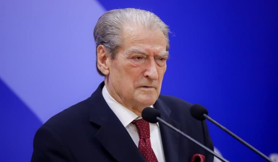 “Rama ka urdhëruar mercenarë të paguar”, Berisha thirrje demokratëve t’i bashkohen protestës së nesërme