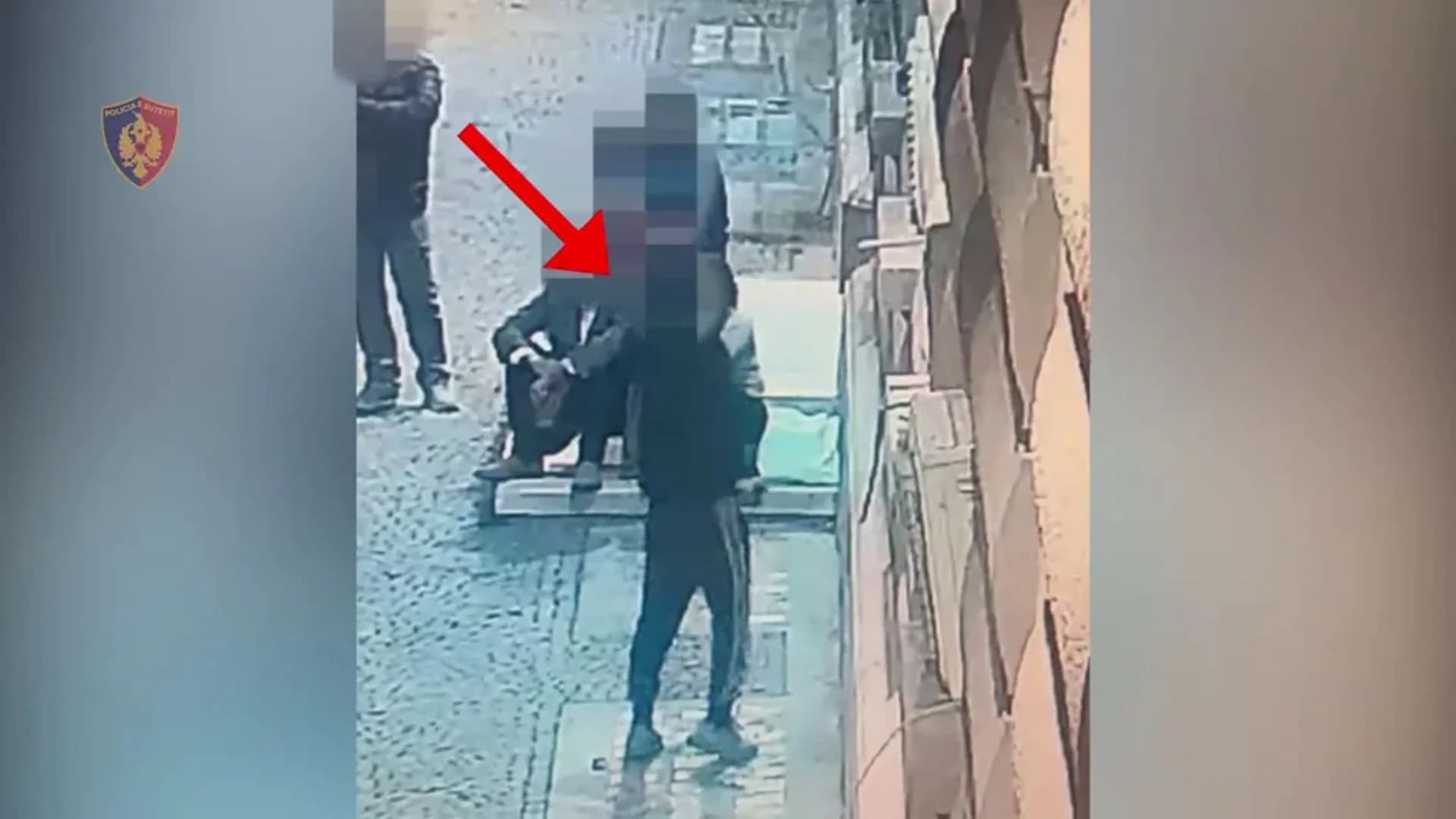 Theu xhamat e Gjykatës Kushtetuese, në pranga protestuesit 19-vjeçar, procedohen 5 të tjerë