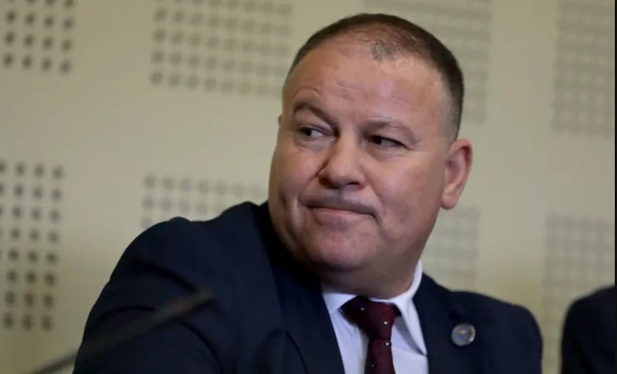 Protestat për vrasjen e Arlinda Zekajt, jep dorëheqjen drejtori i Policisë së Kosovës