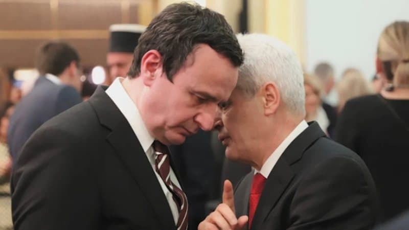 “Jam i indinjuar me Kurtin”, Ahmeti: Duhet të informohet! Po u hoq shqipja në RMV, gjërat nuk do shkojnë mirë!