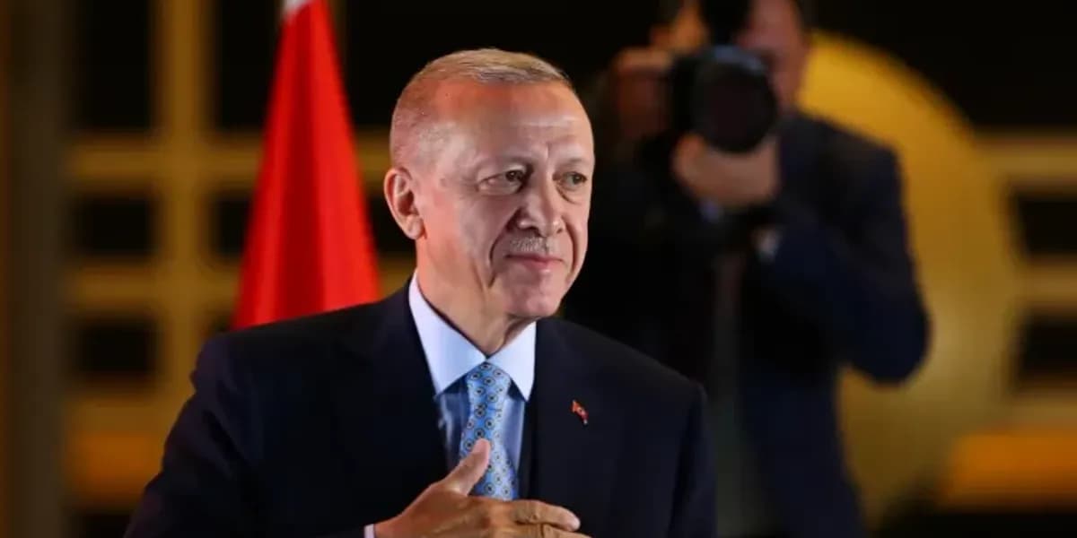 Si një hapësirë ligjore mund ta lejojë Erdoganin të kandidojë sërish në zgjedhjet presidenciale në Turqi?
