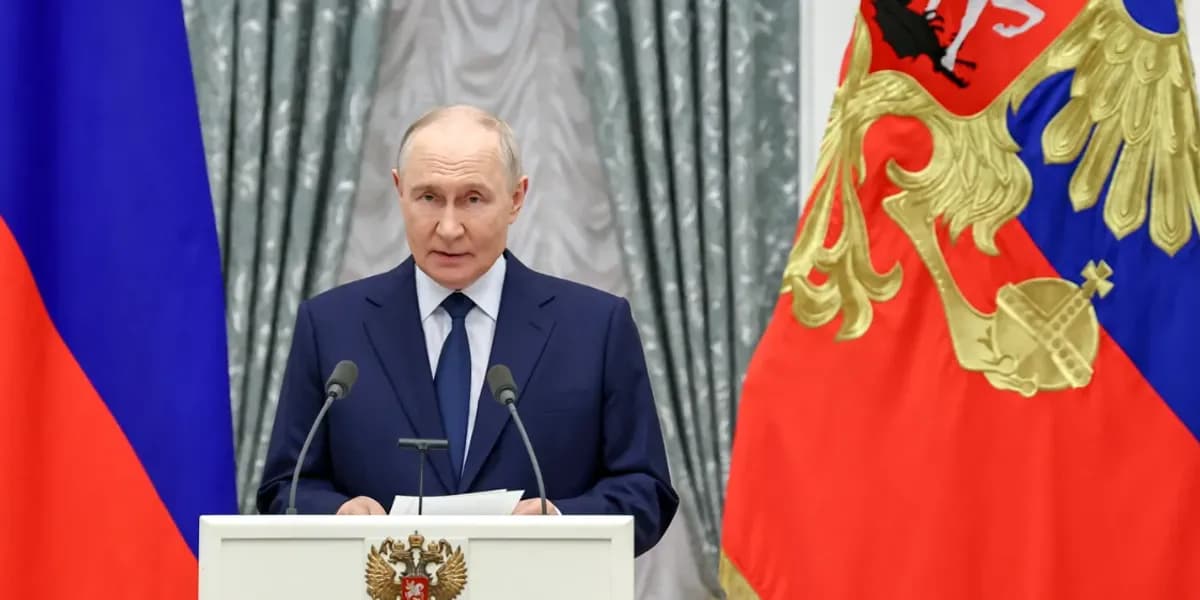 Putini prezanton “programin e armatimit”, por thotë se “Rusia nuk ka qëllime agresive ndaj Evropës”