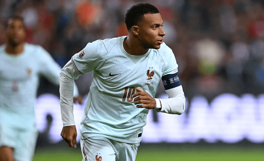 Zidane e nis me fitore te Franca kundër Turqisë, Mbappe sjell golin e fitores