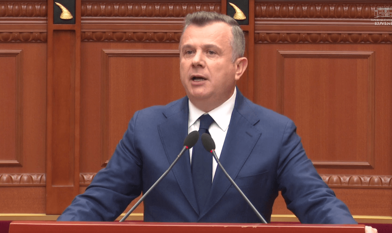 Votimi i Reformës Territoriale, Balla: Kush mendon se do të na ndalë me molotovë e gurë, i ka bërë llogaritë gabim