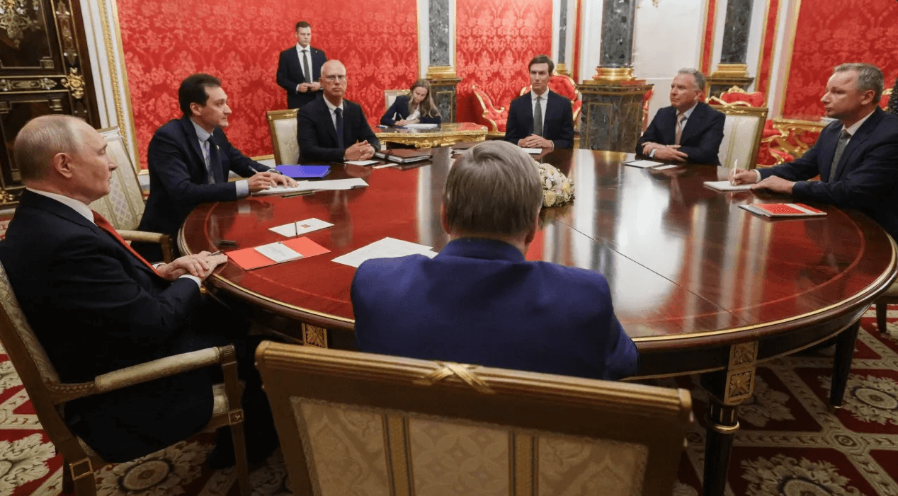 SHBA përgatit plan të ri për paqen në Ukrainë, i dërguari i Trump pritet të takohet me Putinin