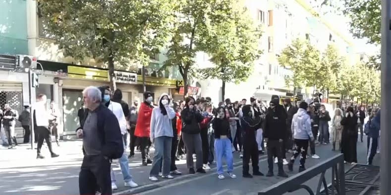 Sot dy protesta në Tiranë, PD në mesditë para Kryeministrisë dhe studentët në orën 14:00 te Ministria e Arsimit!