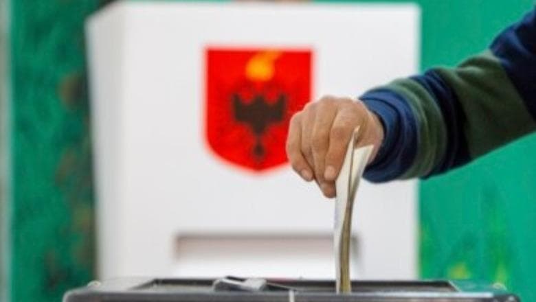 Qeverisja me votë nuk rrëzohet nga molotovët dhe gurët!