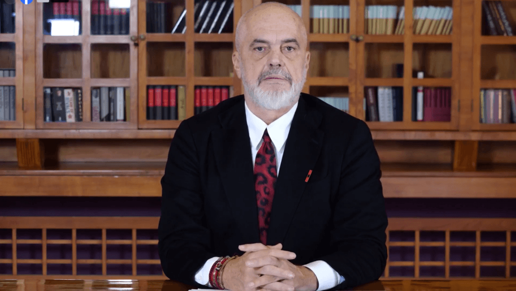 Rama: Heqim taksën e qarkullimit nga karburanti, çmimi ulet me 32 lekë për litër