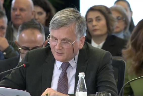 Protestat në Tiranë, ambasadori i OSBE: Dhuna nuk ka vend në demokraci, mungon dialogu